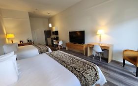 The Cedars Inn Hotel & Convention Centre